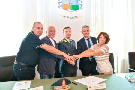 Donazioni sangue: la Guardia di Finanza sigla protocollo con Aou Senese e associazioni Protocollo donazione sangue Guardia di Finanza e Aou Senese
