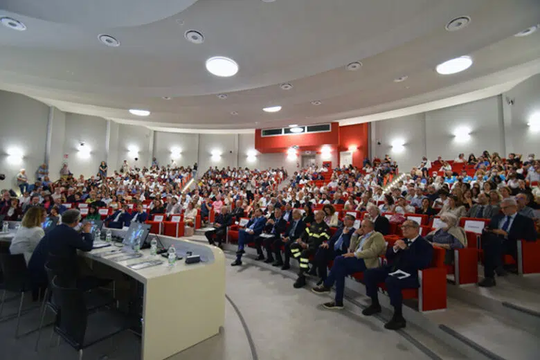 Grande partecipazione al confronto sul Masterplan dell’Aou Senese Presentazione Masterplan Aou Senese, pubblico
