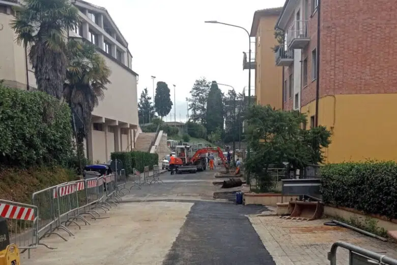 Siena, terminati i lavori in strada di Marciano, oggi la riapertura Lavori in strada di Marciano a Siena