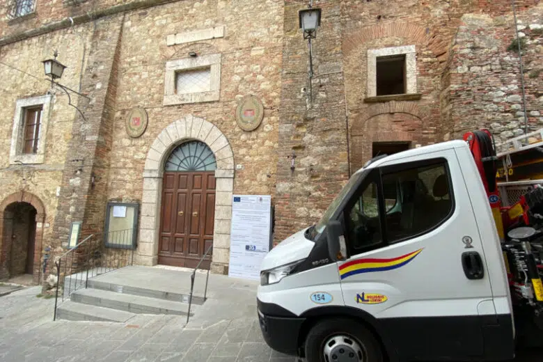 Teatro Poliziano di Montepulciano: in corso lavori di efficientamento energetico Teatro Poliziano di Montepulciano, esterno, lavori