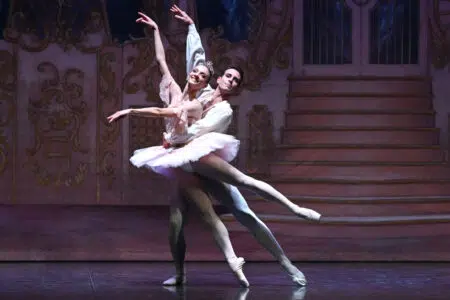 Siena, Danza in Corsia: arte e cura si incontrano alle Scotte Balletto di Siena, Lo Schiaccianoci