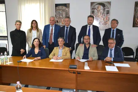 Aou Senese, approfondimenti sull’attività dei centri trapianto di cuore e polmone Aou Senese, conferenza stampa Centri trapianti, gruppo