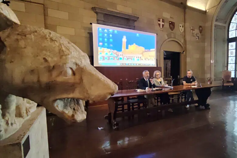 “I venerdì di Siena”, incontri di cultura e attualità "I venerdì di Siena", presentazione alla Sala delle Lupe