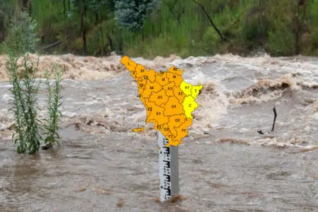 Forte perturbazione in Toscana: allerta arancione per lunedì 30 ottobre Maltempo in Toscana,, codice arancione, fiume in piena con idrometro