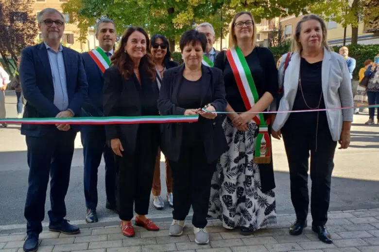 Polo servizi minori Valdelsa, inaugurazione piazza 18 luglio Poggibonsi