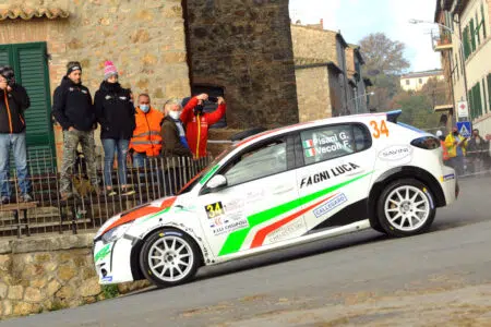3° Rally di Chiusdino, aperte le iscrizioni per l’edizione 2023 Rally di Chiusdino 2021, l'auto dei vincitori Pisani e Vecoli