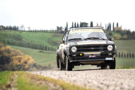 Rally del Brunello 2023: due giorni di sfide che guardano alla tradizione Rally del Brunello, auto in corsa