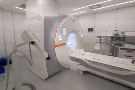 Ospedale di Campostaggia, inaugurata la nuova risonanza magnetica Risonanza magnetica ospedale di Campostaggia