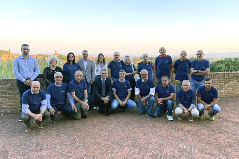 Trasporto sanitario: incontro collaborativo tra Misericordia di Siena e Aou Senese Siena, gruppo incontro trasporto sanitaro Aou Senese e Misericordia