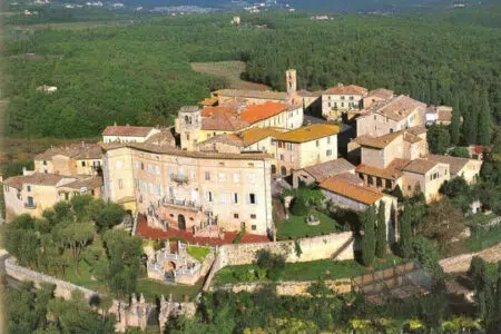ARTĒS – Mostra collettiva di Pittura e Storia dell’Arte Sovicille, vista aerea