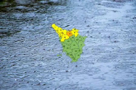 Allerta meteo di codice arancione e giallo nel nord della Toscana Allerta meteo in Toscana