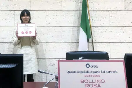 Fondazione Onda conferma i tre bollini rosa per l’Aou Senese Consegna bollini rosa all'Aou Senese, Letizia Bracci
