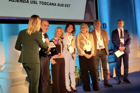 L’Azienda ASL Toscana sud est proclamata miglior azienda Lean a livello nazionale La premiazione dell'Asl Toscana sud est al Lean Healthcare Award