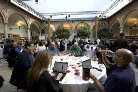 Benvenuto Brunello 2023: denominazione in equilibrio, scorte in esaurimento Benvenuto Brunello 2023, degustazione