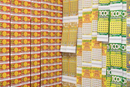 TerraProject racconta a Siena la lotta all’usura Gratta e vinci all'interno di una tabaccheria