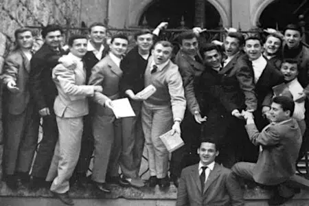 La storia dell’Istituto Bandini di Siena in una conferenza-spettacolo Istituto Bandini di Siena, studenti nella vecchia sede