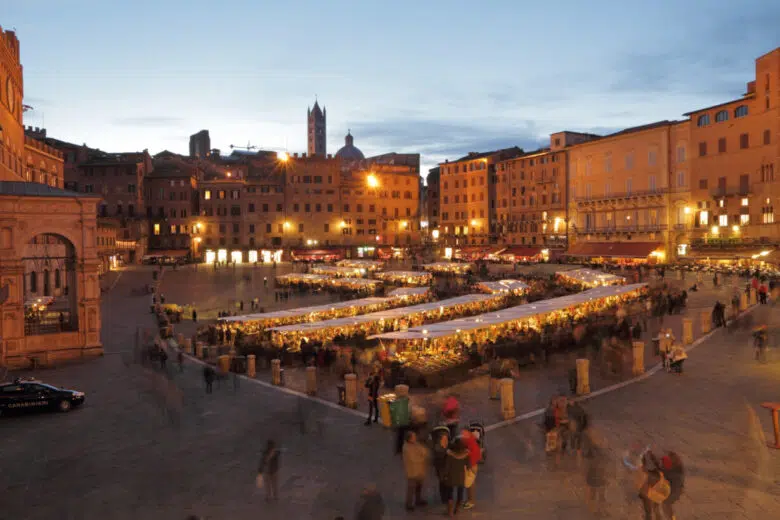 Mercato nel Campo, a Siena tre giorni all’insegna della cultura del gusto Mercato nel Campo, Piazza del Campo a Siena