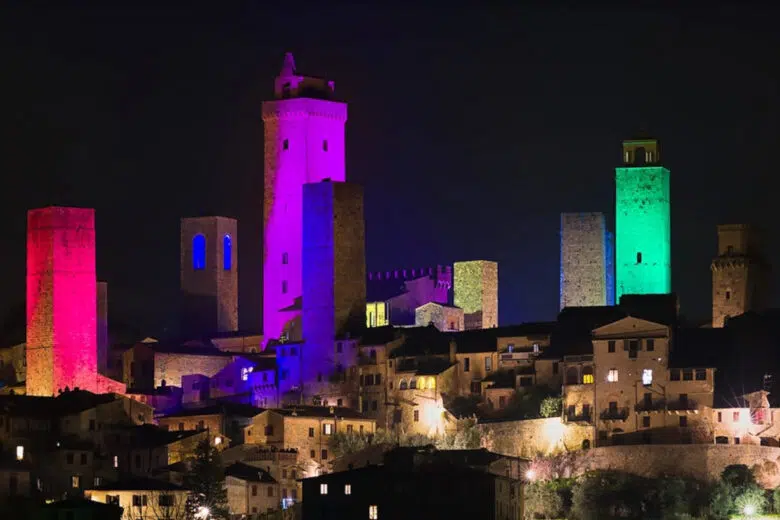 San Gimignano, al via il calendario degli appuntamenti di Natale Natale a San Gimignano, illuminazione torri