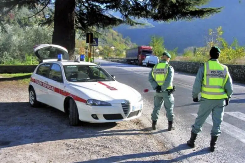 Violazioni ambientali, Provincia di Siena: 166 procedimenti nel 2023 Posto di controllo della Polizia Provinciale