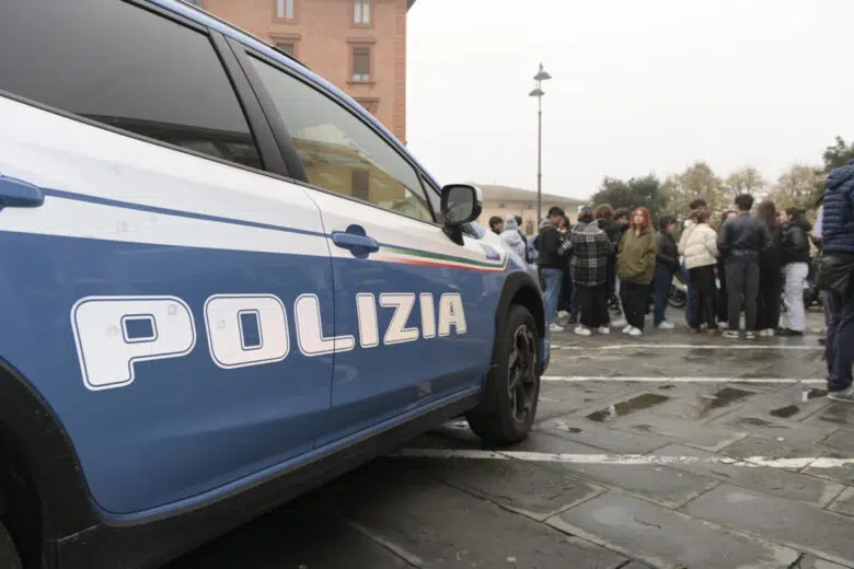 Polizia Stradale di Siena, giornata vittime della strada, auto