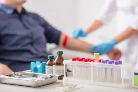 AOU Senese: chiusi i punti prelievi sabato 2 maggio Prelievo sangue, provette
