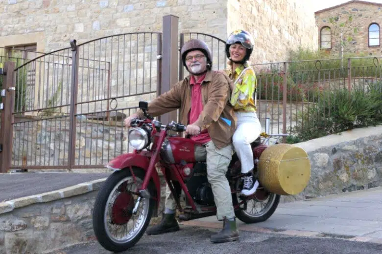 Slow Tour Padano, Patrizio Roversi e Lauren a Montecastelli Pisano