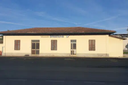 A Torrita di Siena riqualificazione biglietteria dismessa della stazione Biglietteria dismessa stazione ferroviaria di Torrita di Siena