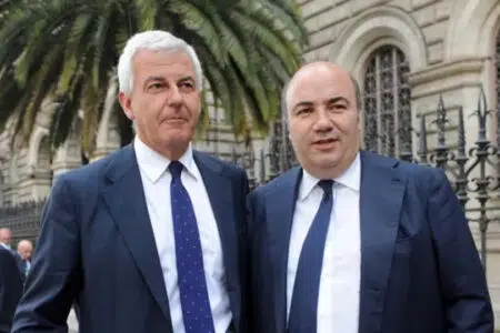 Mps, Viola e Profumo assolti in appello e il titolo scatta in Borsa Alessandro Profumo e Fabrizio Viola