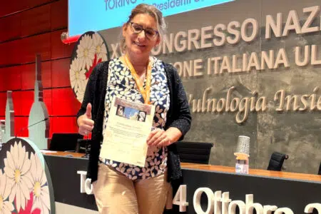 La Vulnologia dell’ospedale di Nottola premiata a Torino Monica Gonnelli della Vulnologia di Nottola riceve il Premio Crespi