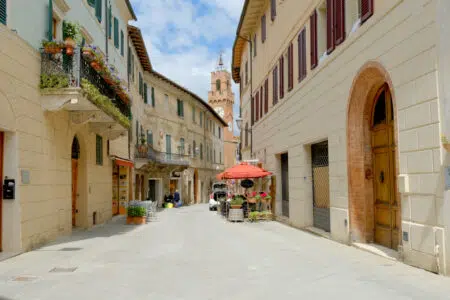 Giardini di piazza della Pace ad Asciano, l’avvio dei lavori di riqualificazione nel 2025 Centro storico di Asciano