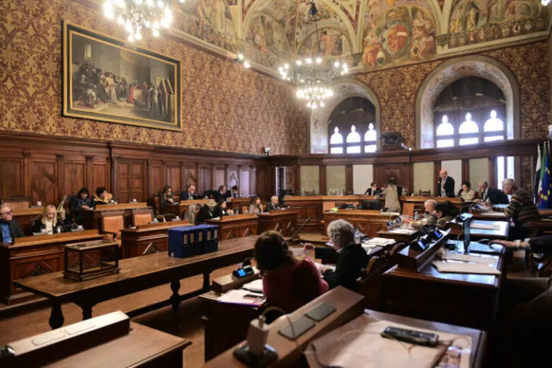 PD: “E’ la terza estate che Siena affronta l’emergenza pakistani” Consiglio comunale di Siena