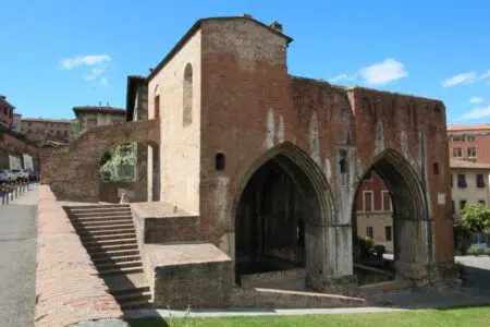 “Più che opere, storie”, mostra di Cesare Pietroiusti per Museo d’Inverno Fontenuova, Contrada della Lupa, Siena
