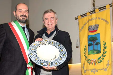 Gaiole in Chianti, il Clante d’Oro 2023 va a Francesco Ricasoli Gaiole in Chianti, consegna del Clante d'Oro 2023 a Francesco Ricasoli