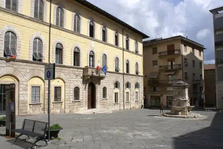 Comune Poggibonsi-Fp Cgil: fumata nera da conciliazione prefettizia Palazzo comunale di Poggibonsi