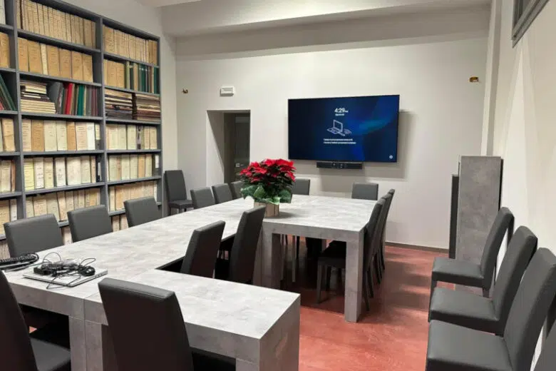 Rapolano Terme, progetto beni comuni, sala riunioni
