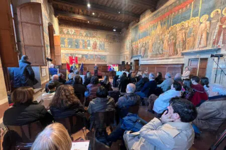 San Gimignano “Più di una storia”: nuova campagna per un turismo consapevole Presentazione campagna turismo a San Gimignano