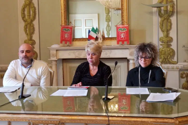 La conferenza stampa di presentazione del centro "Spazio Sicuro" di Colle di Val d'Elsa