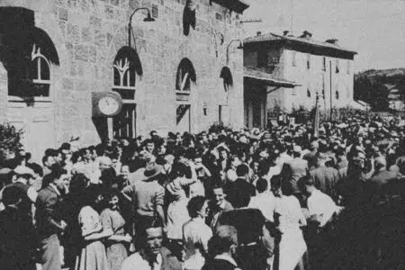 “Il treno voluto e poi perduto”, la ferrovia Colle Val d’Elsa-Poggibonsi L'inaugurazione della stazione ferroviaria di Colle di Val d'Elsa