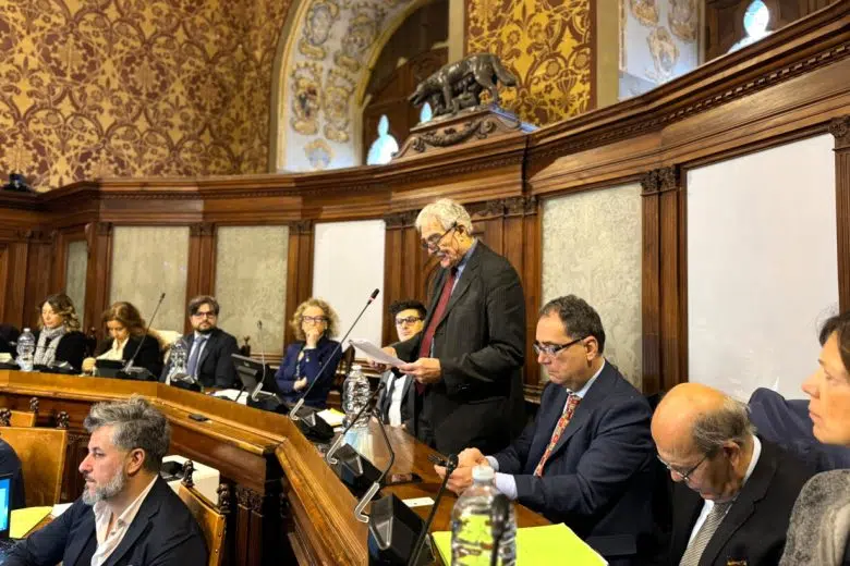 Il Consiglio comunale di Siena di venerdì 9 febbraio 2024 Intervento di Marcello Flores D'Arcais al Consiglio comunale di Siena in occasione del "Giorno del Ricordo"
