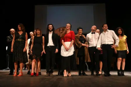“Hotel del libero scambio”, teatro e solidarietà a Buonconvento Lo spettacolo "Hotel del libero scambio"