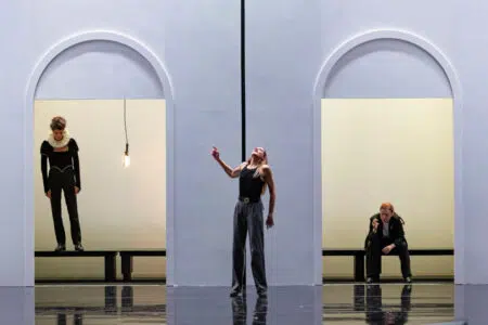 Un “Otello” tutto al femminile per la stagione Metaversi dei Teatri di Siena Lo spettacolo "Otello"
