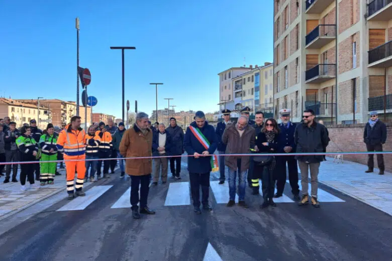 Parcheggio stazione ferroviaria di Poggibonsi, inaugurazione