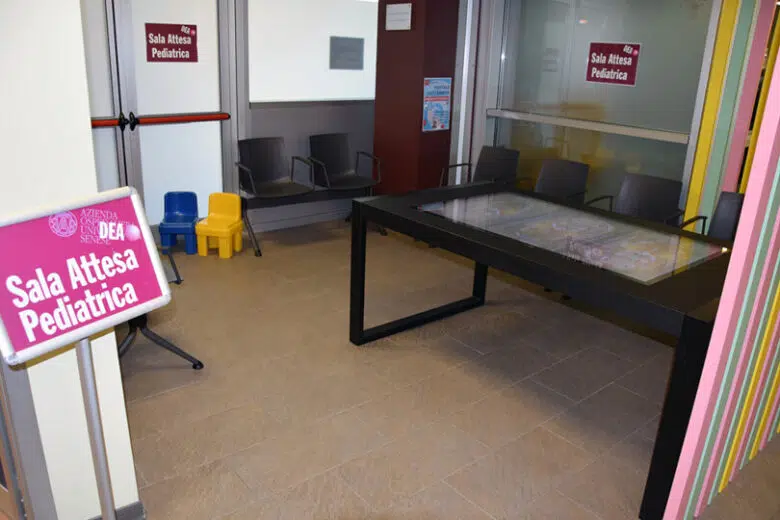 Sala di attesa pediatrica, policlinico di Siena