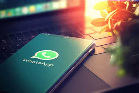 Il Comune di Castelnuovo Berardenga rilancia CastelNews Smarphone con copertina WhatsApp
