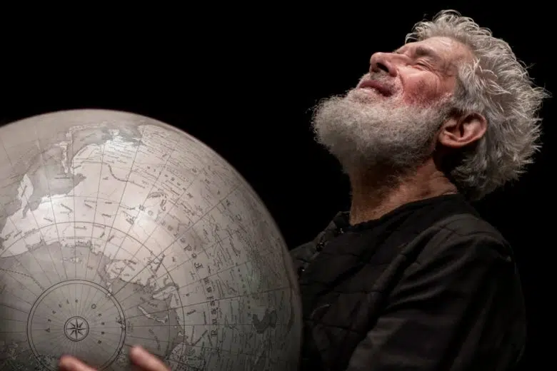 Alessandro Benvenuti in "Falstaff a Windsor"