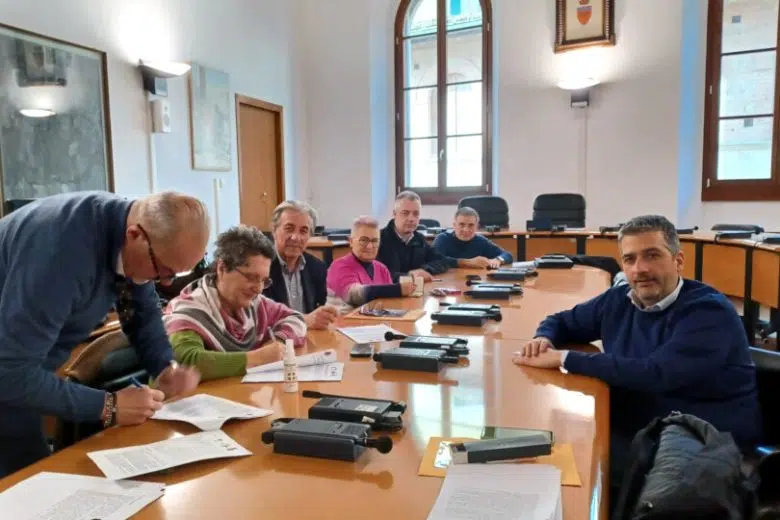 Comune di Poggibonsi e sindacati, firma accordo bilancio