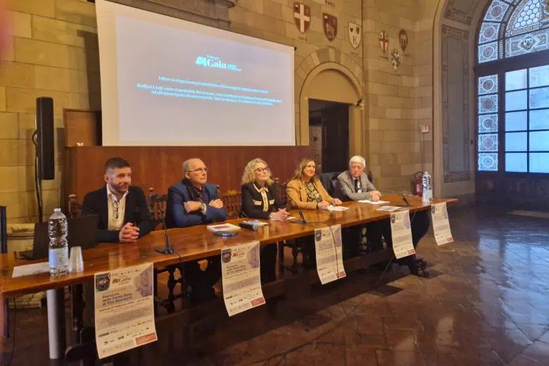 Presentazione Fonte Gaia in Piazza del Campo a Siena