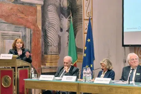 Barbara Paolini (Aou senese): “Costruire una alleanza per l’obesità” La dottoressa Barbara Paolini dell'Aou Senese alla presentazione del manifesto