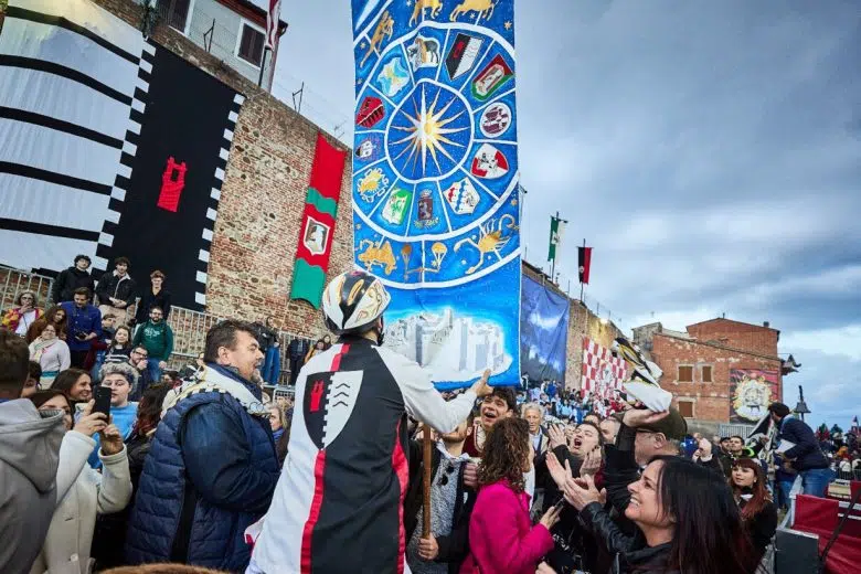 Torrita di Siena, Porta Nova vince il 67° Palio dei Somari Palio dei Somari di Torrita di Siena, trionfo