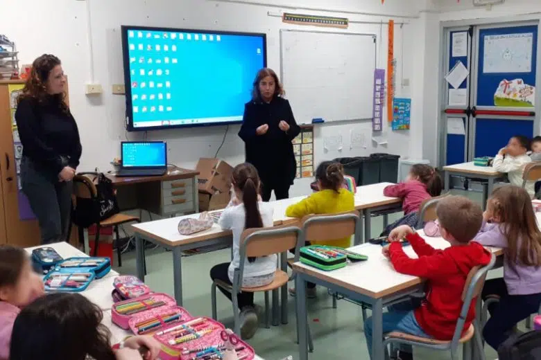 A Siena gli studenti fanno Ri-Creazione con Sei Toscana Incontro in una classe dell'assessore Barbara Magi per il progetto "Ri-Creazione"
